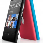 Nokia Lumia 80: Gruppen stehend